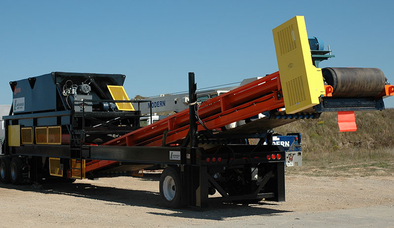 Portable Equipment - Feeder Bins Portable Equipment - Feeder Bins